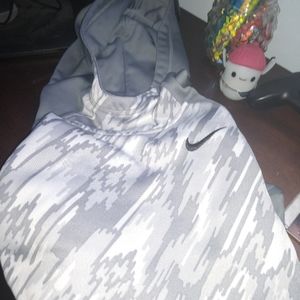 Nike Girls sweatshirt with Dri-fit